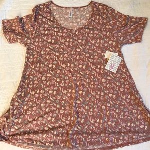 Lularoe perfect tee size medium. NWT